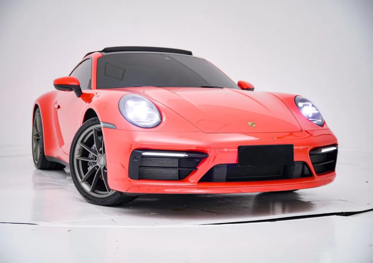 Porsche 911 Carrera 3.0 24V H6 PDK 2021