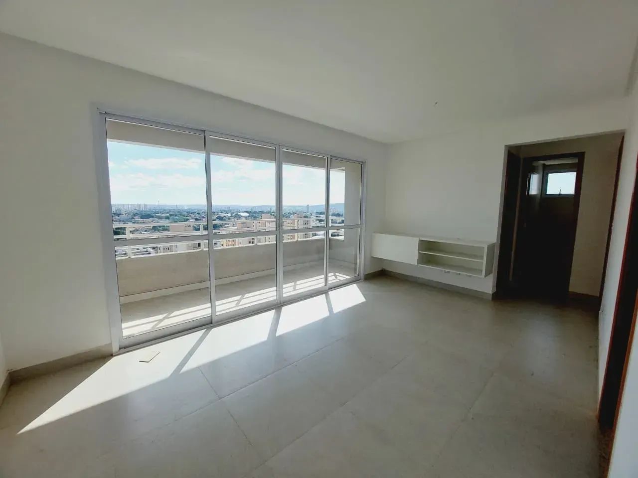 Alugo Apartamento Setor Sudoeste / 2 Quartos / 1 Suíte - Foto 4