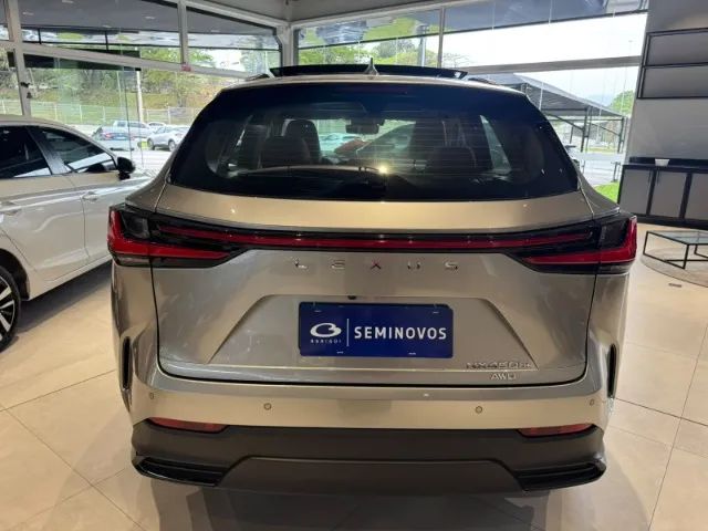 Lexus NX-450h+ AWD 2.5 16V Aut. (Híbrido), foto 5 de 17