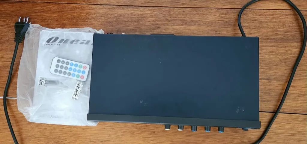 Amplificador de som Oneal Om 2000ec Bluetooth 60W - Foto 2