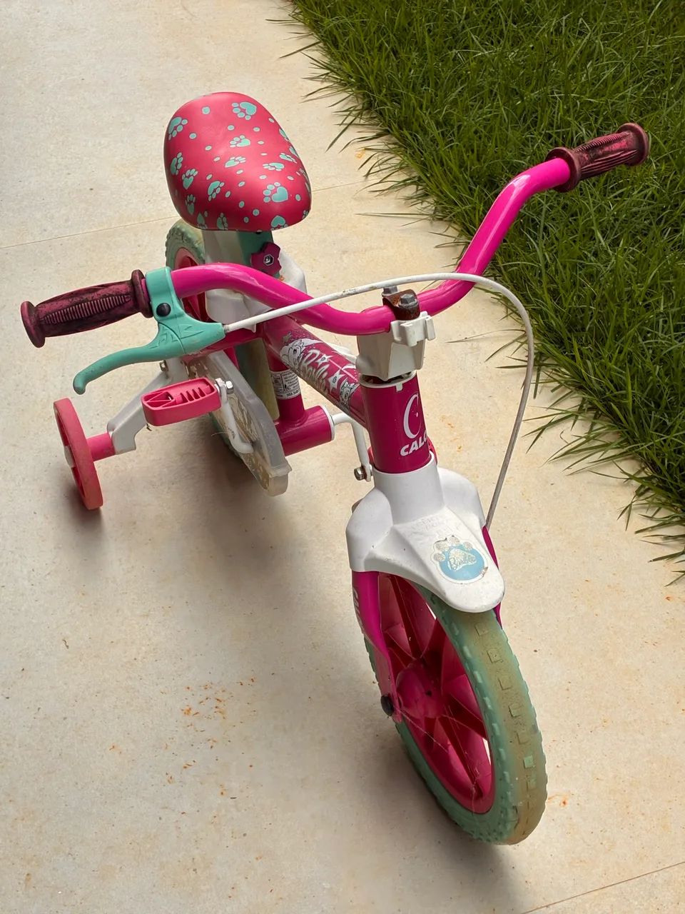Bicicleta Infantil Caloi Barbie com Rodinhas - Ótimo Estado - Foto 3