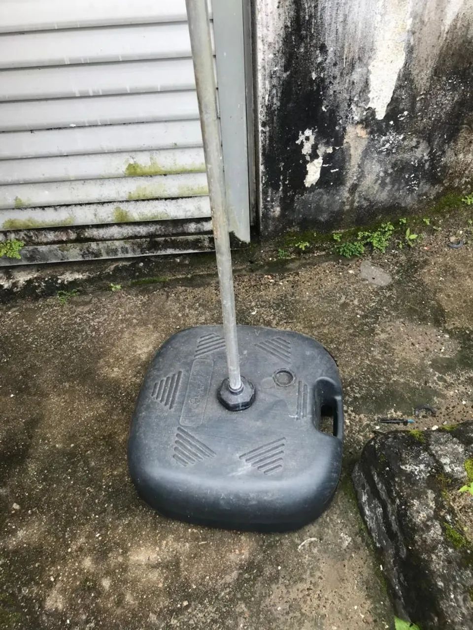 Suporte em alumínio para bandeira comercial com base em plastico  - Foto 3