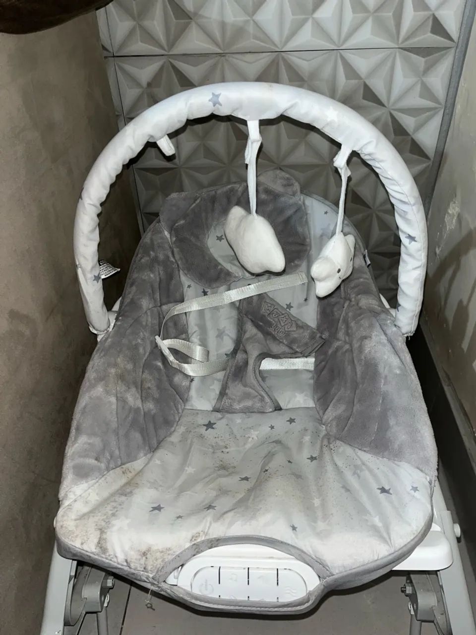 Cadeirinha de bebê musical 