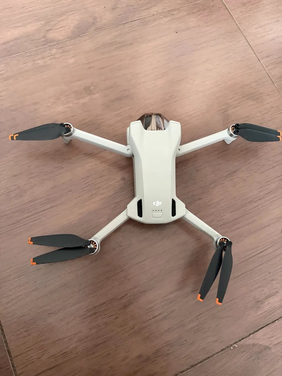 Drone DJI Mini 3 + Controle com Tela + bolsa