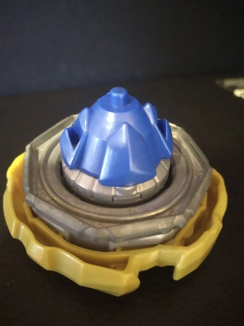 BEYBLADE BURST CYCLONE BELFYRE B7 - Foto 2