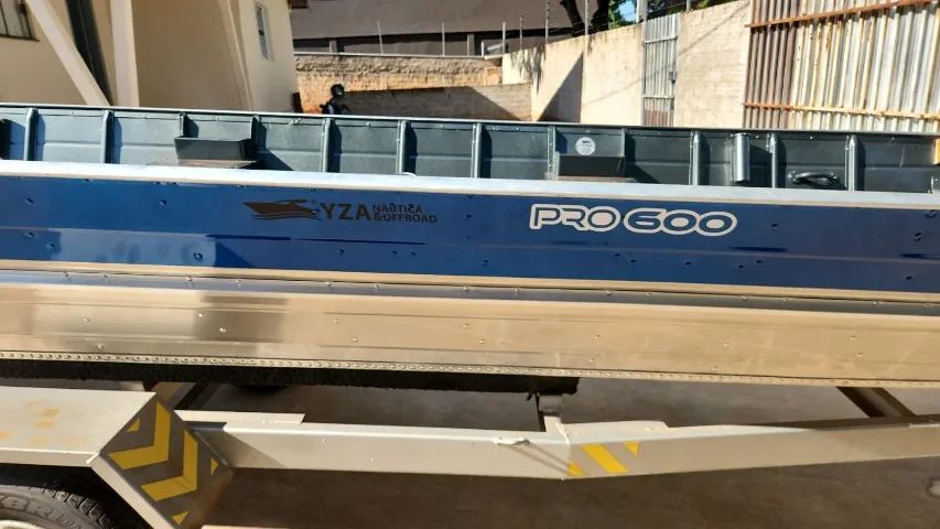 Barco Embarcação PRO600 ProBoat novo
