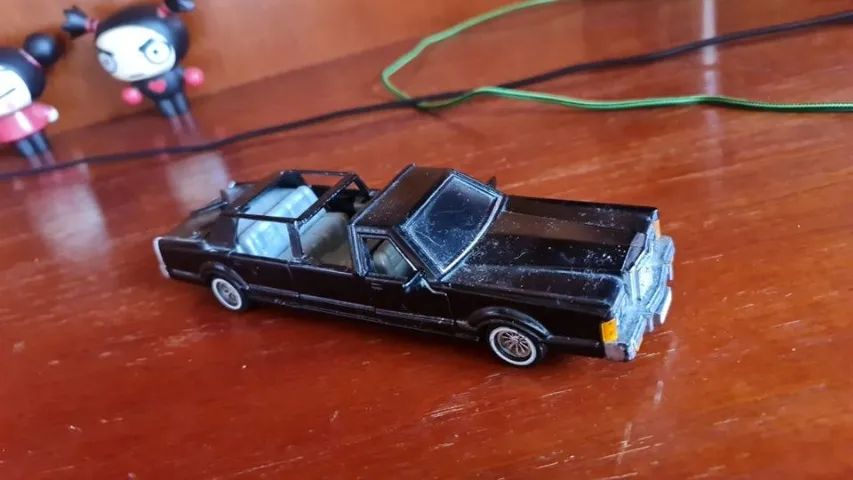 Limousine SunnySide - Escala 1/24