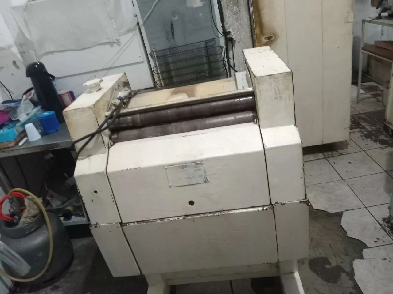 Modeladora de pães 