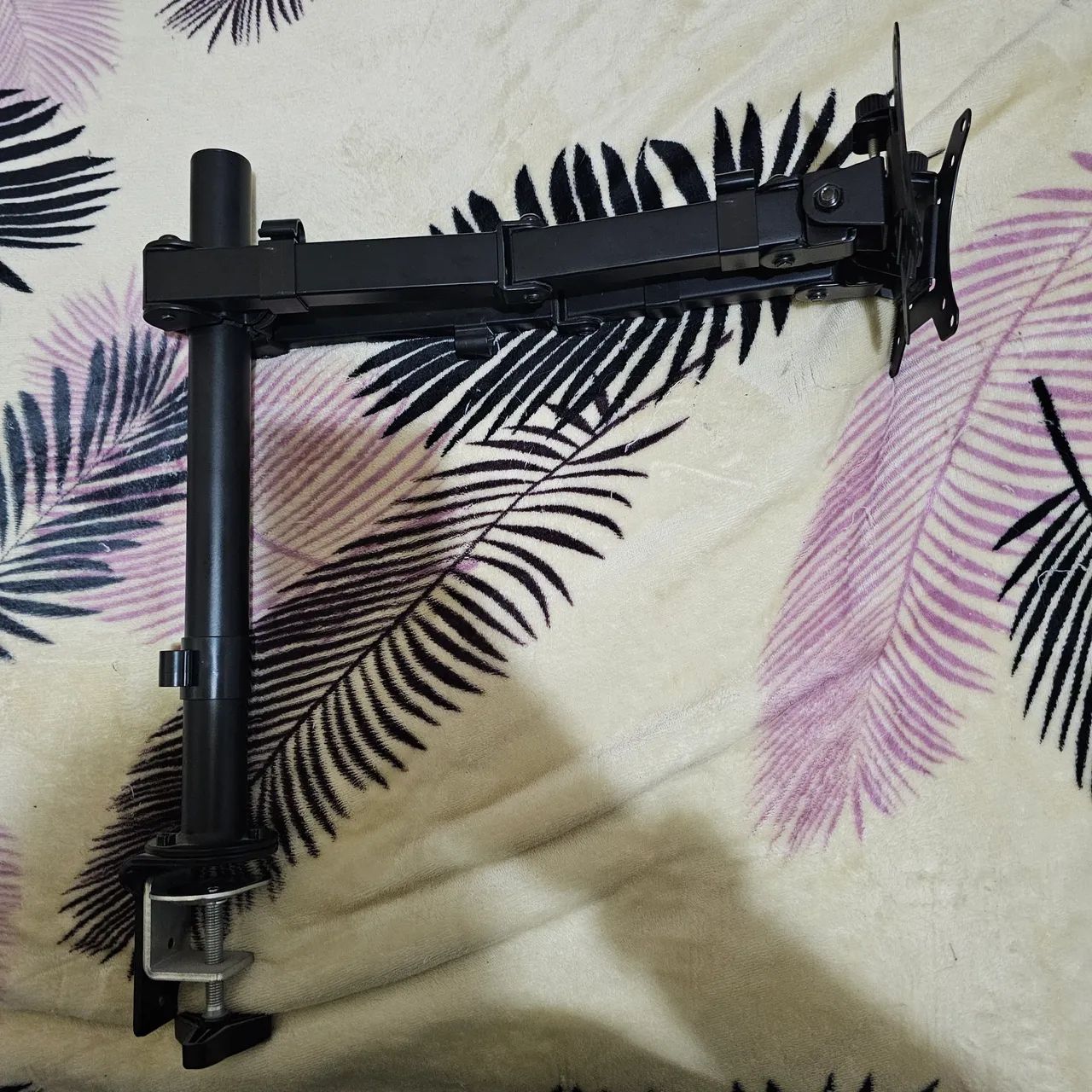 Suporte para monitores até 27"