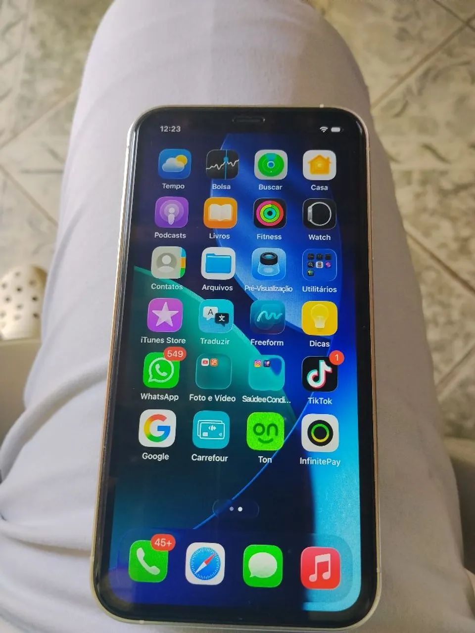 iPhone 
