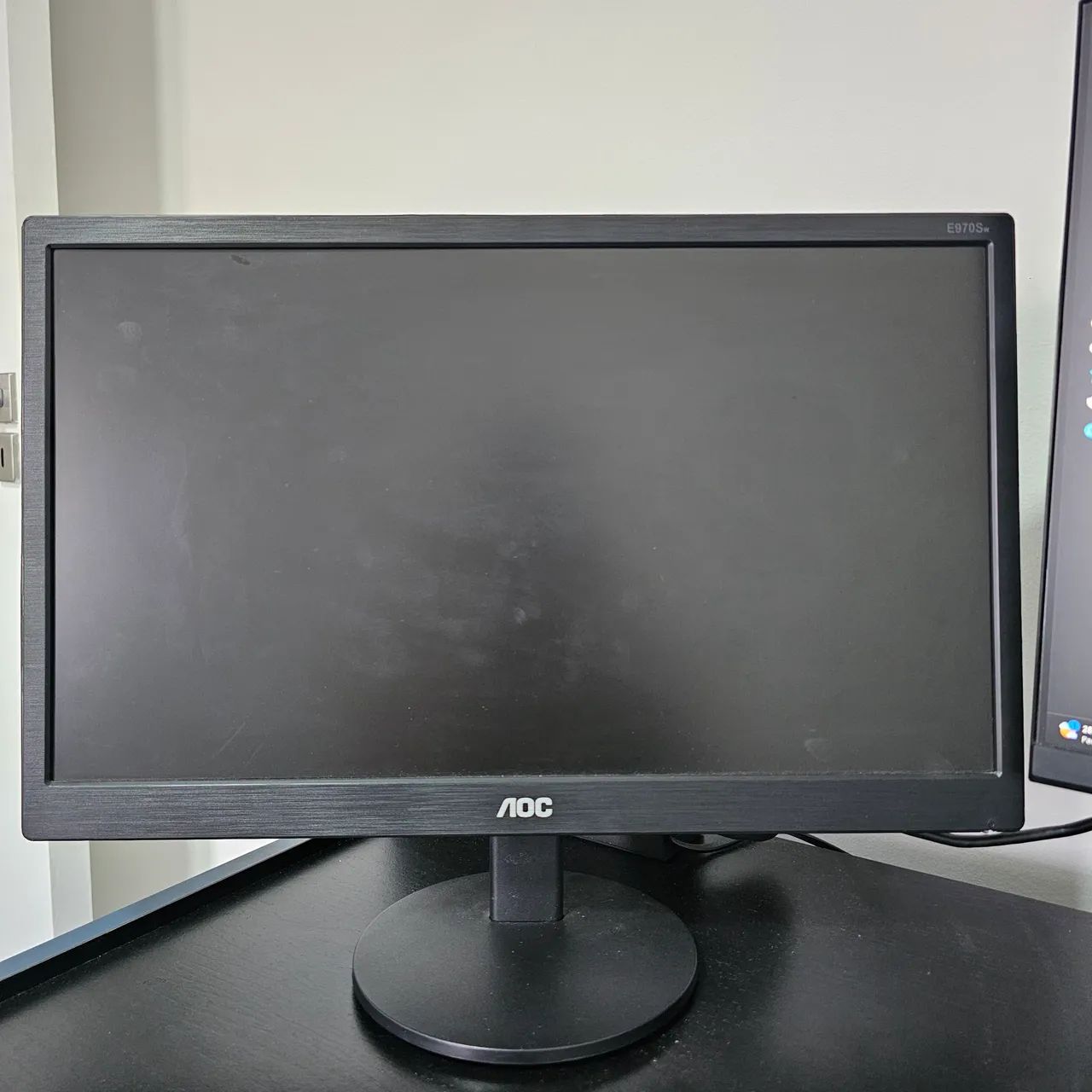 Monitor AOC E970SW 18,5 Widescreen LED VGA HD - Foto 2