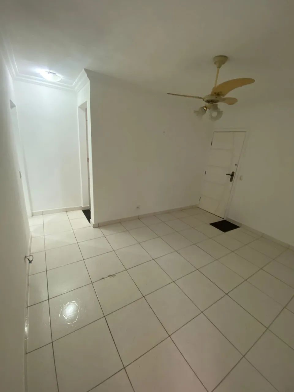 APARTAMENTO 903 - 1/4 - EDIFÍCIO TUPIS - RUA 232, NÚMERO 200 - SETOR LESTE UNIVERSITARIO - - Foto 2