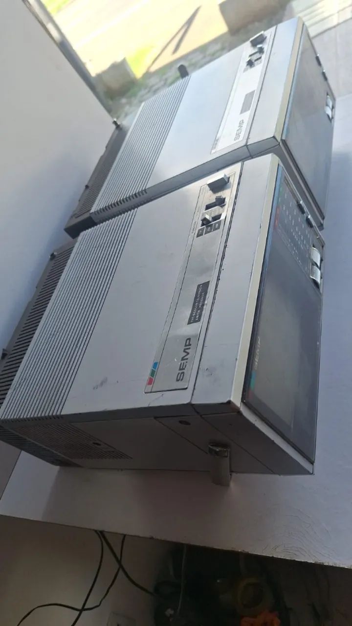 2 Tvs Semp 5 polegadas cores, peças ou decoração 120,00 cada as 2 por 200,00 - somos lojaj - Foto 2