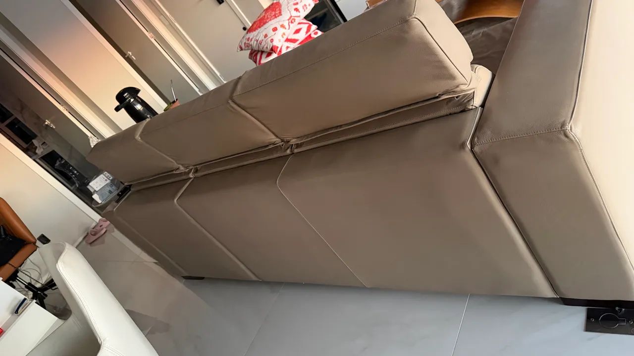 Sofa em couro - Foto 4