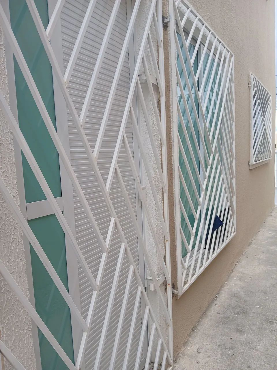 Alugo ou repasse apartamento 