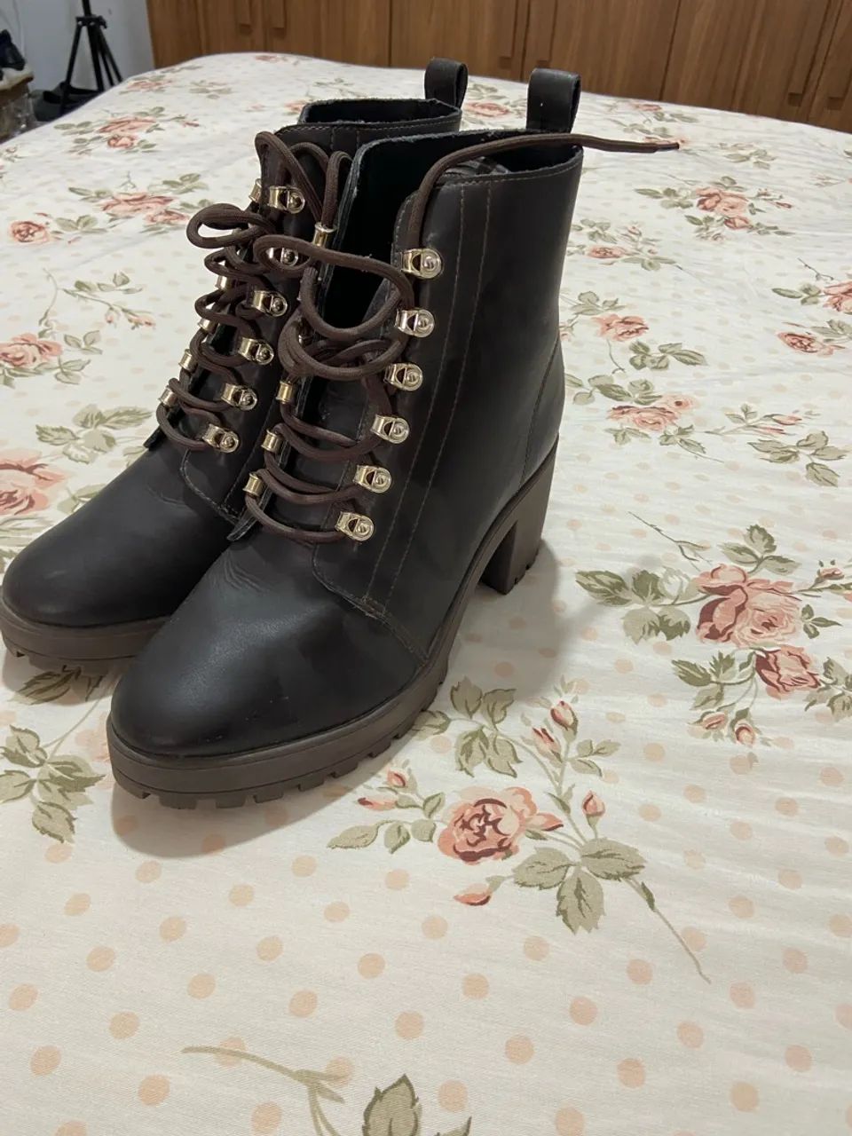 Bota somente 3 vx usada  - Foto 5