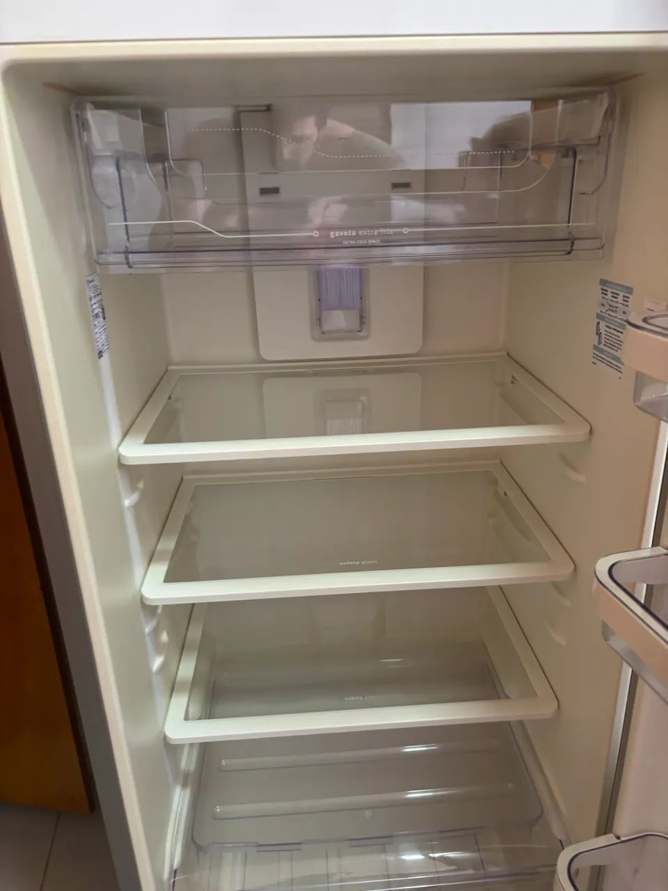 Refrigerador Electrolux 310 litros inox  - Foto 6