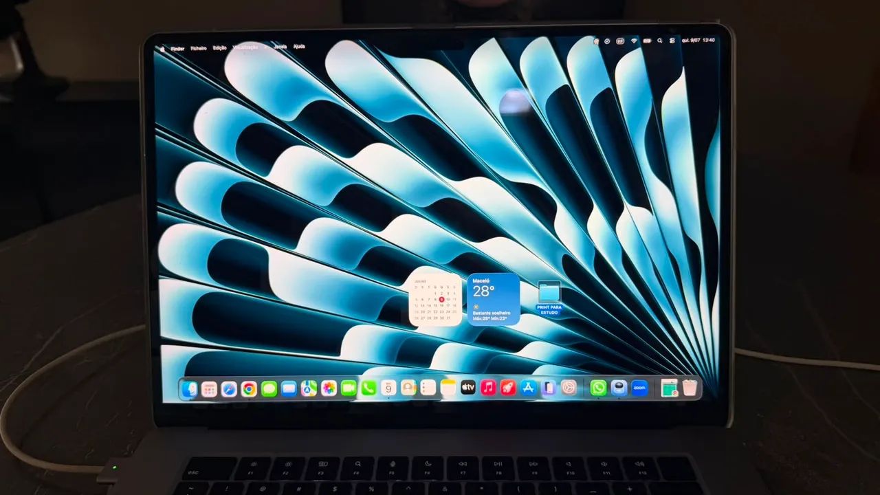 MACBOOK AIR M3 2024 - Foto 2