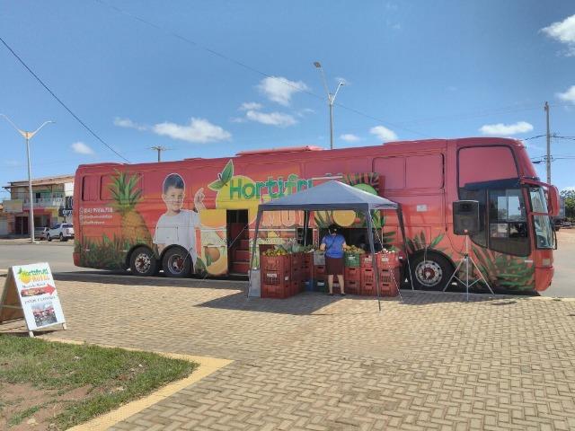 Ônibus Loja Hortifruti Móvel