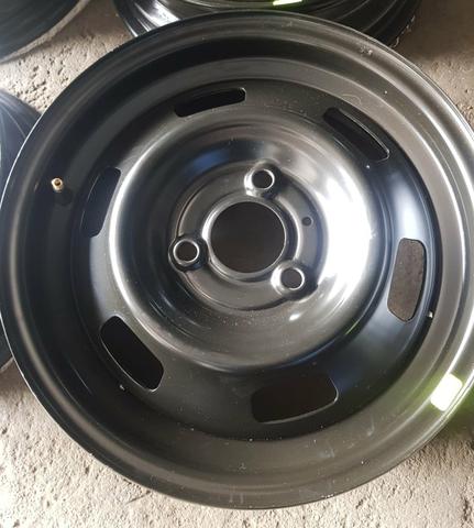 Roda aro14 Renault Kwid (original) - Foto 2