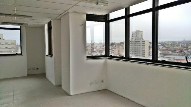 Sala Comercia 70 m²/ Ed. Helbor Tower/Centro