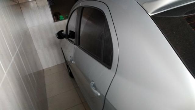 Carro - Foto 2