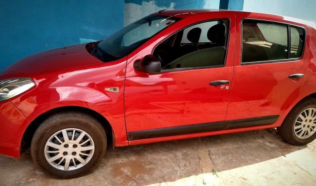 Vendo Sandero 1.0 flex 2010