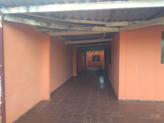 Casa em amplo terreno com edícula nos fundos e poço artesiano - Foto 14