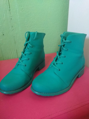 sapatinho de luxo botinha