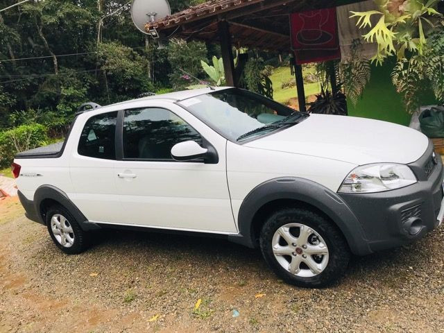 Fiat strada cabine dupla freedom