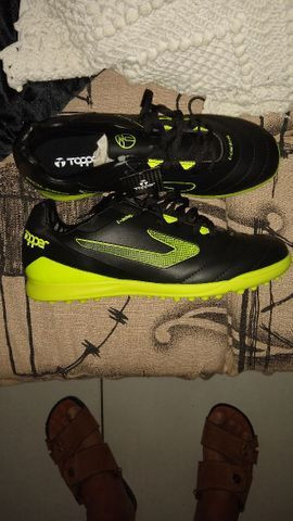Chuteira society Topper nova n 42 - Foto 2