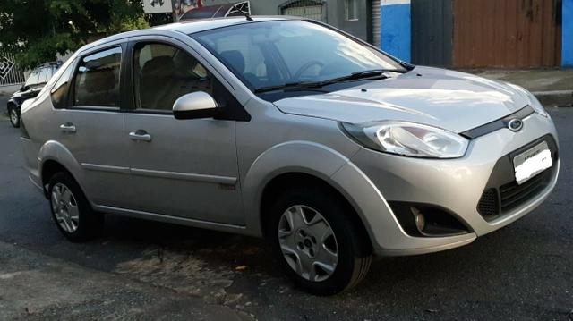 Ford fiesta sedan class 1.6 2013 - Foto 2