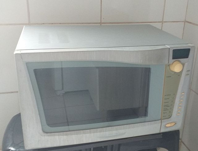 Microondas BRASTEMP 32 Litros
