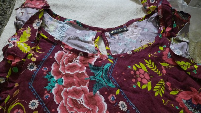 Lindas blusinhas novas. Tam. M e G. 30,00 cada - Foto 4