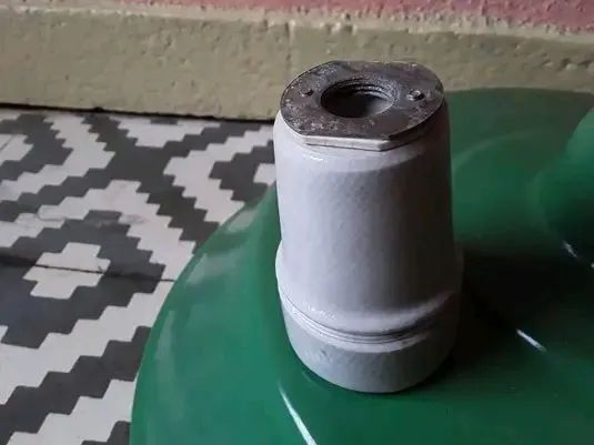 Luminária  ou refletor BEDD de 14 polegadas com bocal E-27 de louça - novo. - Foto 4