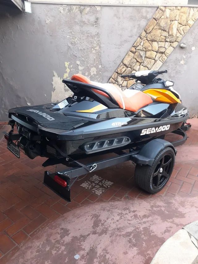 Jet Ski  GTR 215 Sea Doo ano 2012 