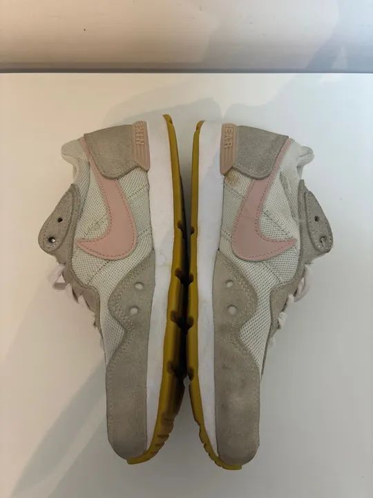 Tênis Nike sportswear Venture runner rosa/cinza TAM 35 - Foto 3