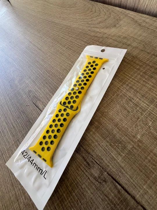 Pulseira Apple Watch Amarelo e Preto furadinho Linda nova Sem uso ! - Foto 4