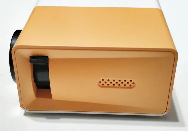 Mini Projetor Portátil Yg300 Amarelo  - Foto 5