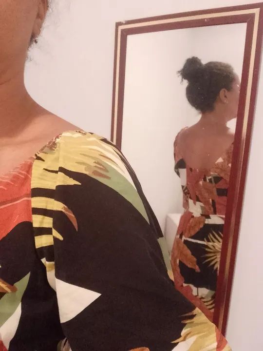 Vestido curto de margas 3/4 - Foto 2