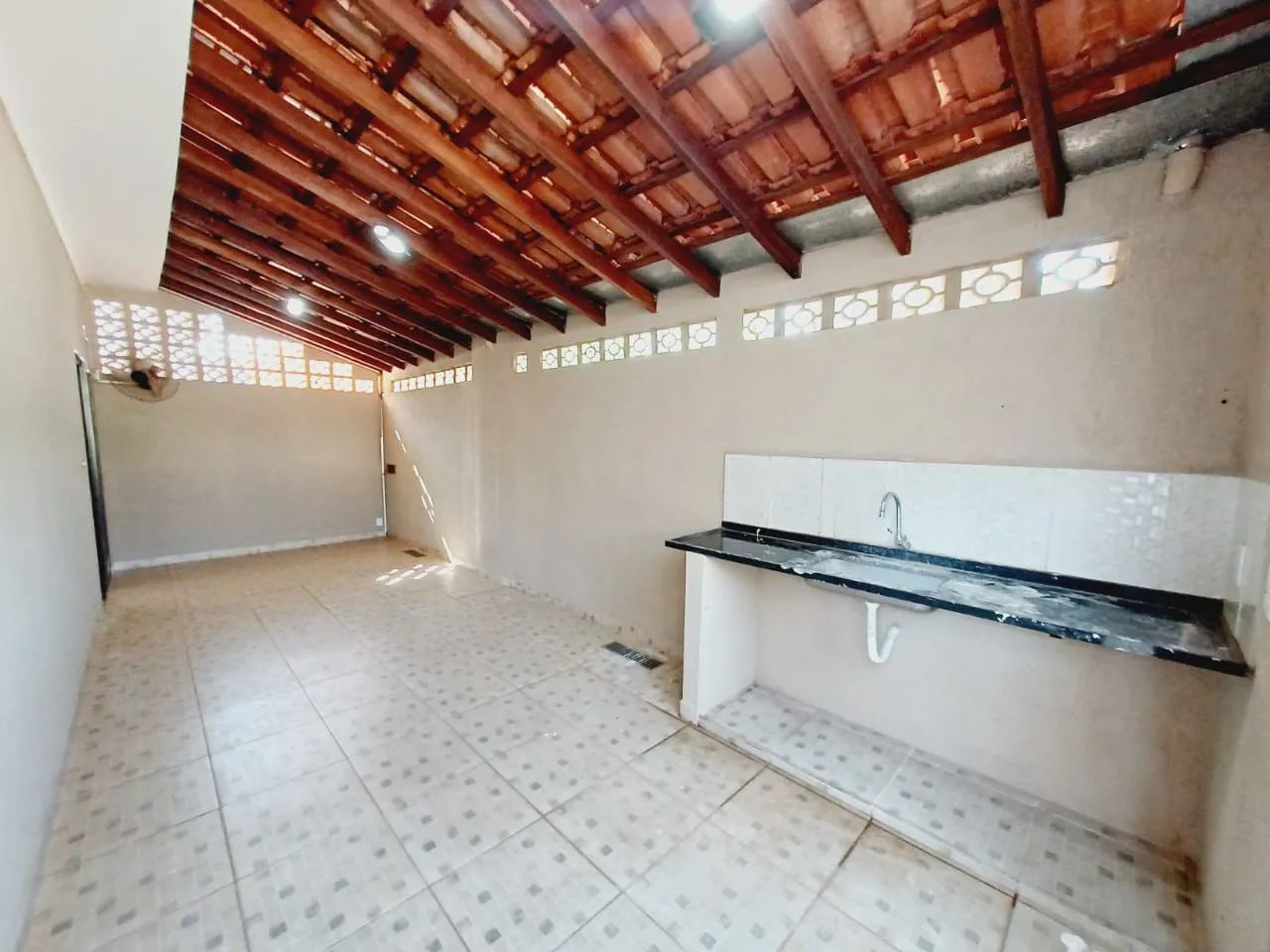 Casa à Venda no Jd. Santa Catarina - Foto 3