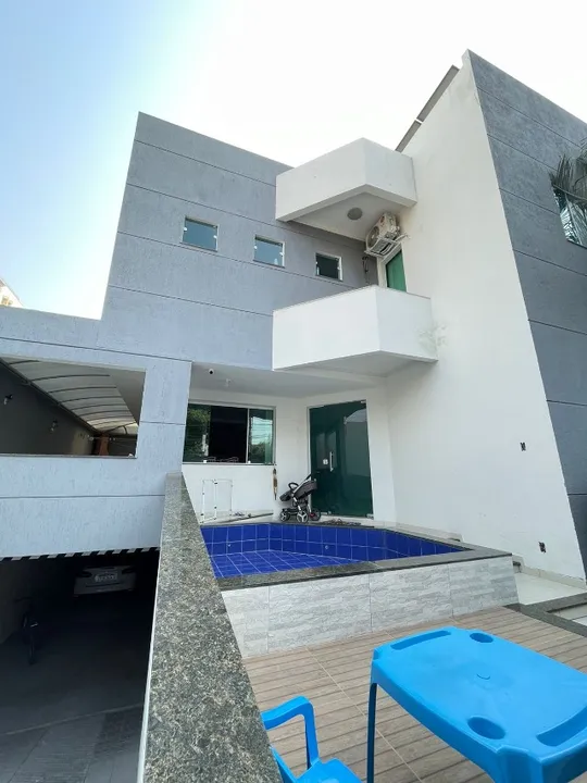 Duplex 5 quartos no bairro Esplanada