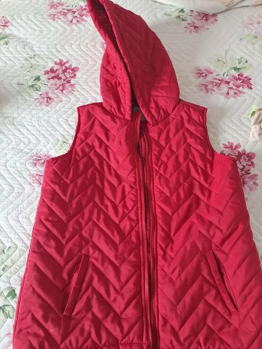 Jaqueta com capuz infantil