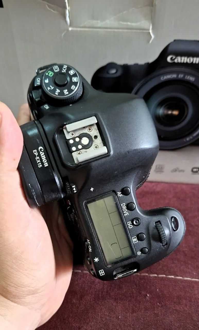 Câmera Canon EOS 6D Full Freme (Corpo)64298051587585121