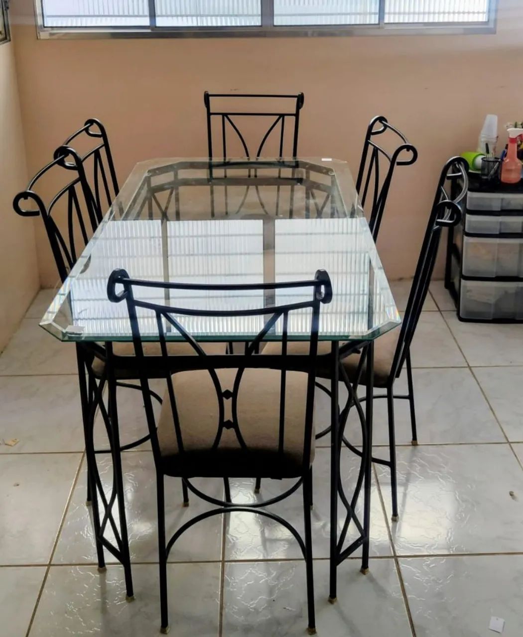Mesa de Jantar em Ferro com Tampo de Vidro - Foto 3