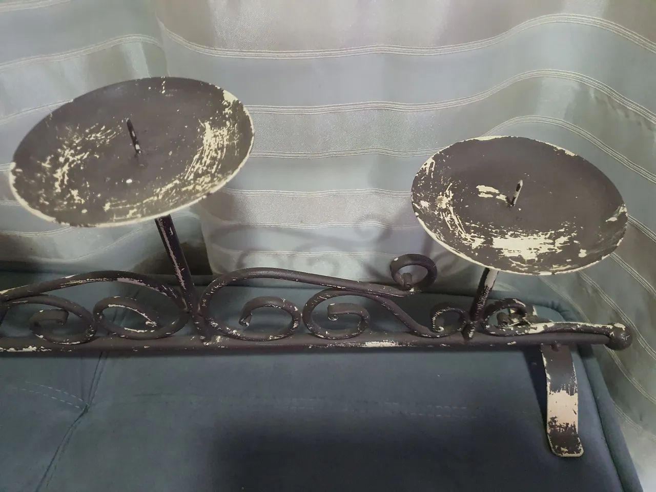 Candelabro de Metal Vintage para 3 Velas - Foto 3