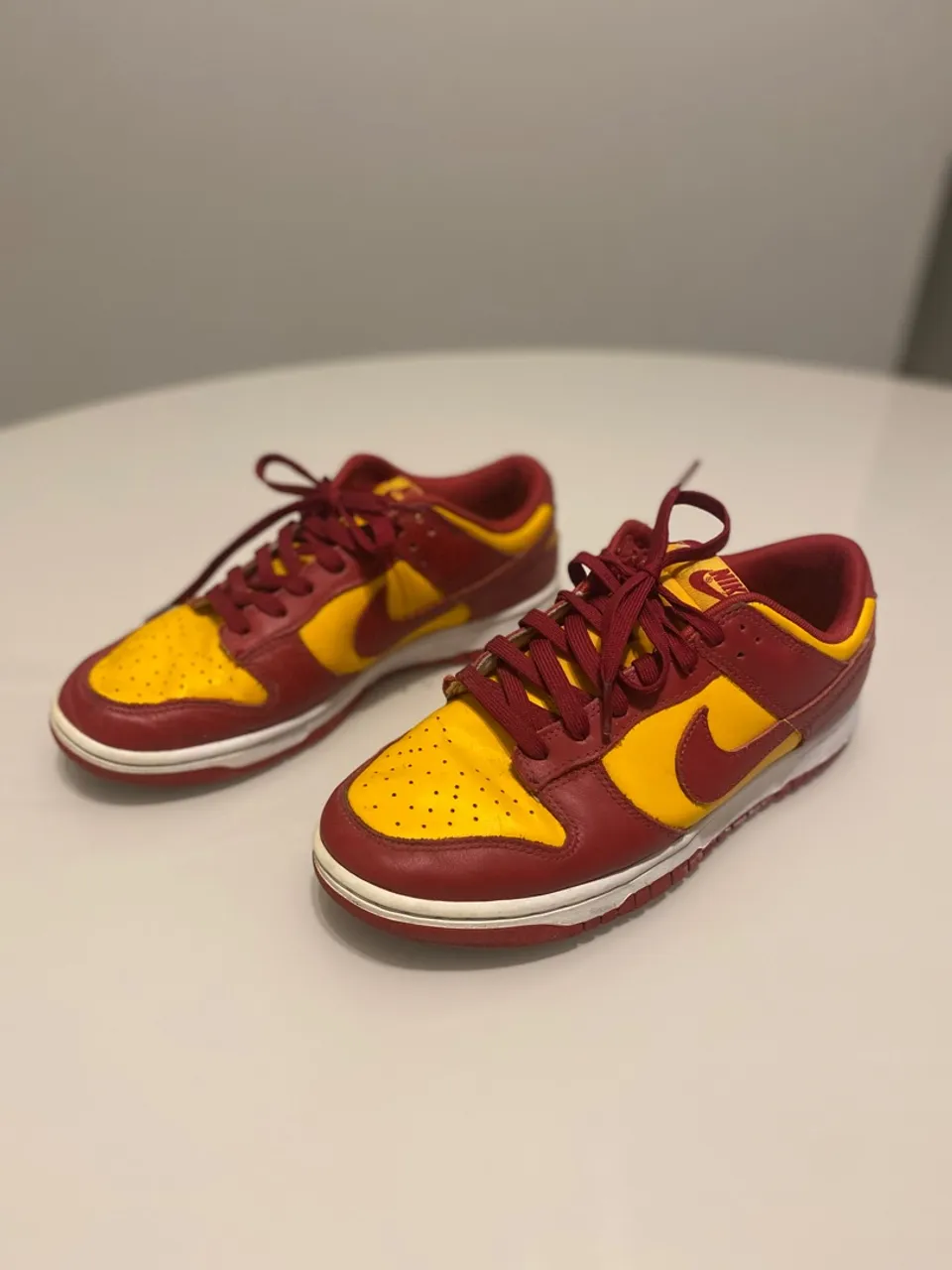 Nike Dunk Low - Vermelho e Amarelo