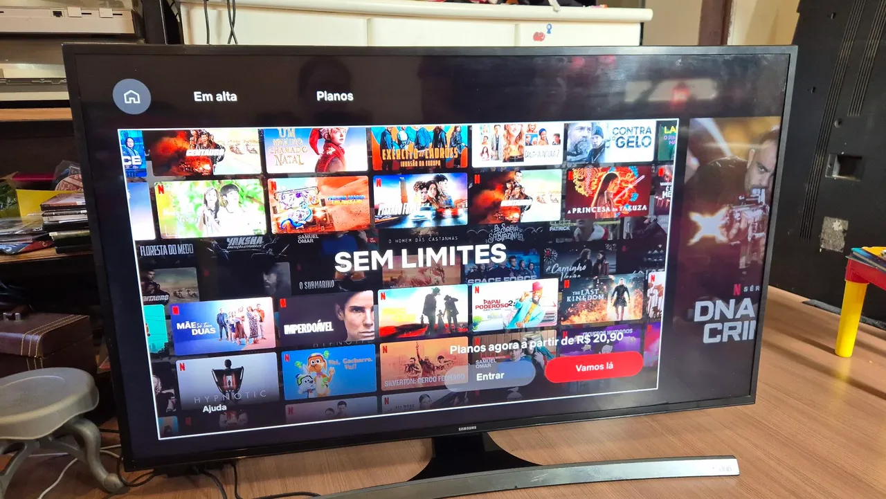 Smart TV Samsung 48 polegadas 4k - Perfeita