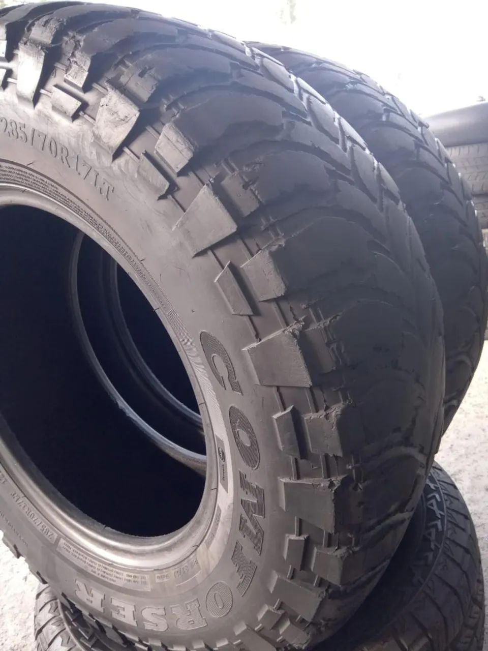 Pneus 285 70 R 17 Comforser CF3000