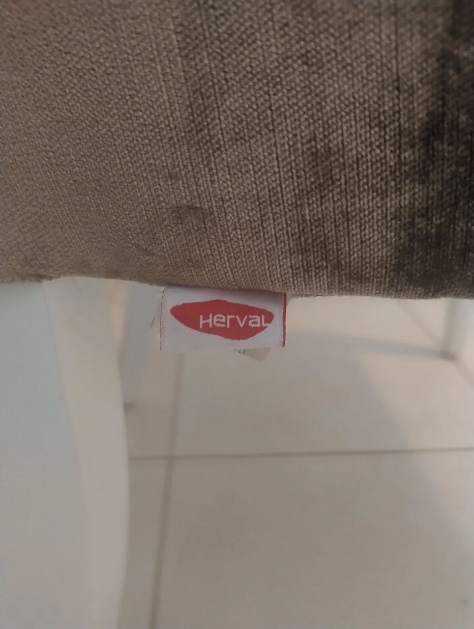 Poltronas Decorativas Herval pela metade do preço - Foto 5
